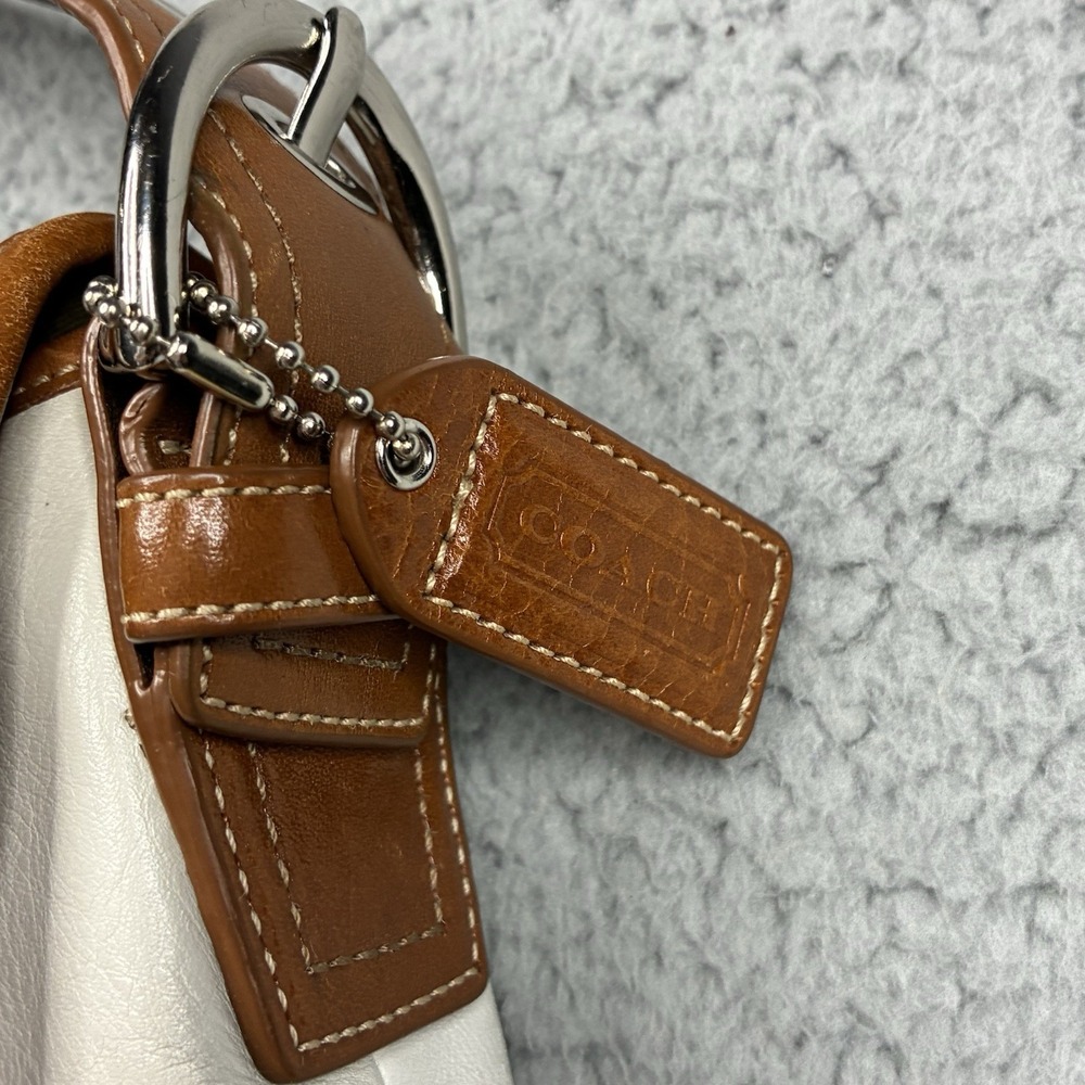 Coach Soho Flap F10192 Y2K White Brown Leather Shoulder Bag Purse - Picture 16 of 16